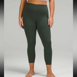 lululemon green size 6 instill high rise tight evergreen / spruce color